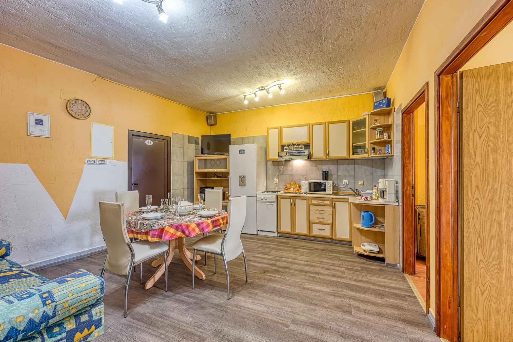 Apartments Cindric Selce Exterior photo